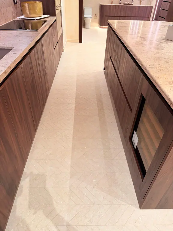 Guest-ready bathroom by Canes Cleaners