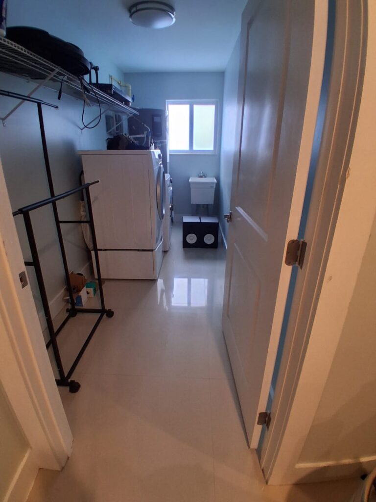 126128ed-8466-45fe-9df4-f8cb21d82ec6(1)