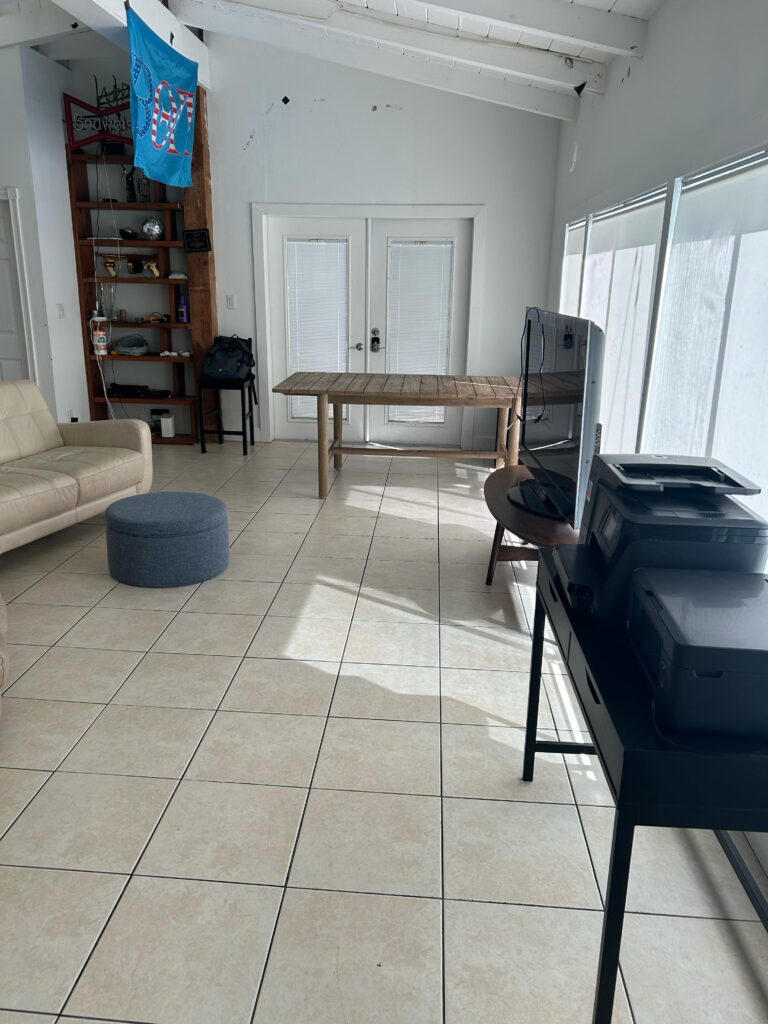 4AE186A5-8FE5-4CE1-BF9E-B9074F3C2D0F