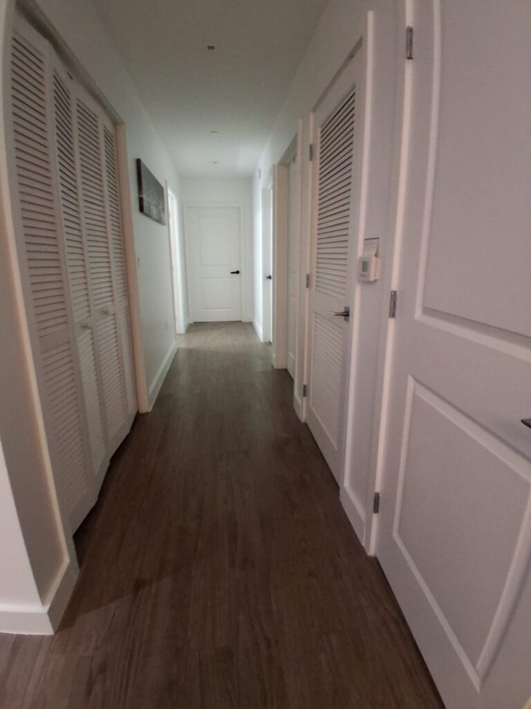 baf25b53-8dbf-4408-8c46-ce411a0d957e(1)